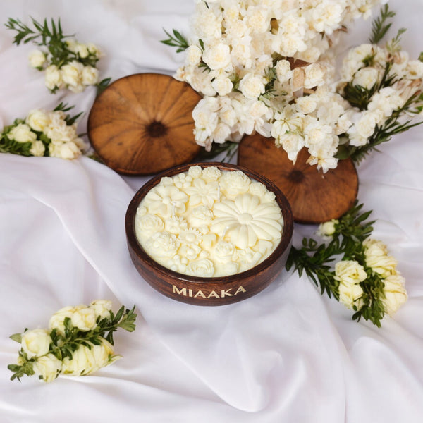 Bergamot Scented Candle in Wooden Bowl – SMALL