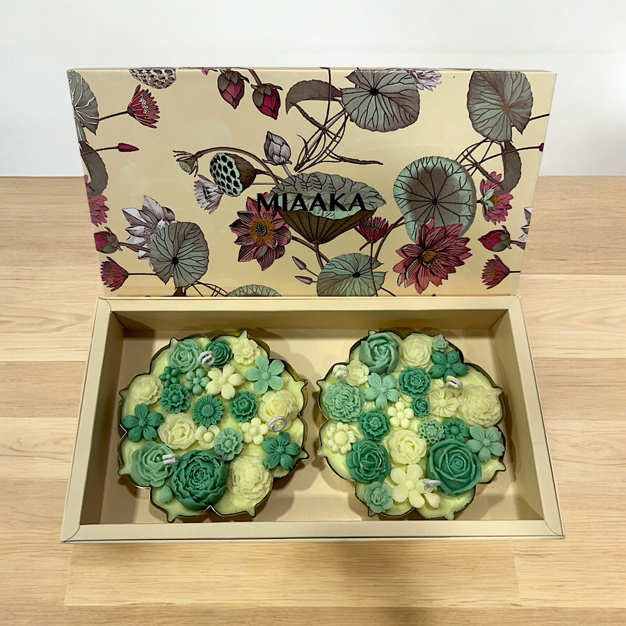 TIMELESS URLI GIFT BOX - SET OF 2 GREEN CANDLE