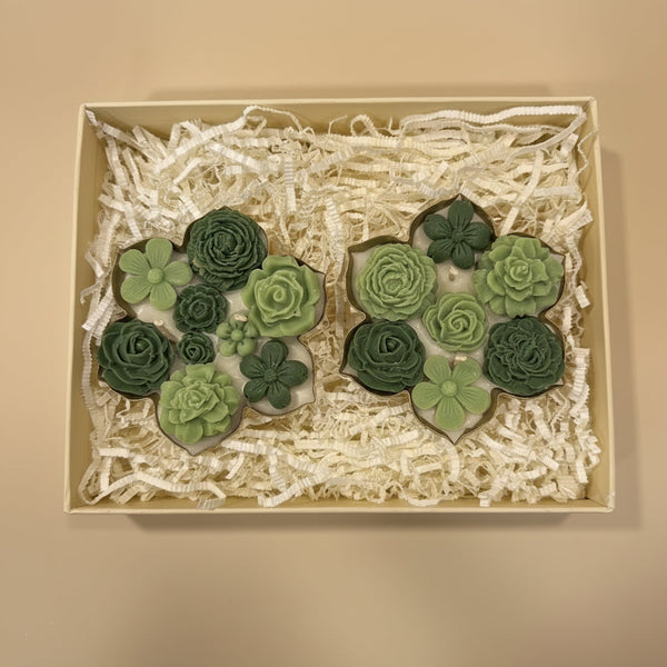 ROYAL URLI GIFT BOX - SET OF 2 GREEN CANDLE